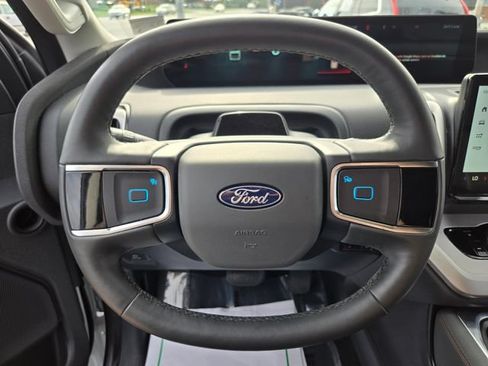 Used 2025 Ford Expedition Max Active AWD/4WD image 33