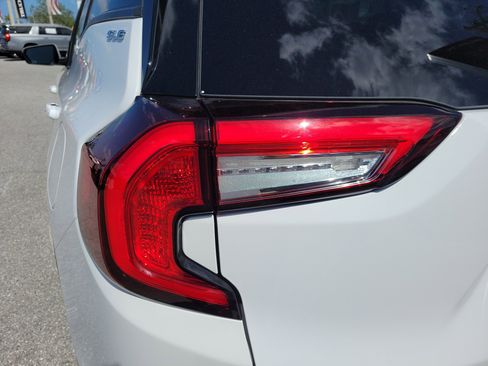 Certified 2023 GMC Terrain SLE w/ Driver Convenience Package image 10