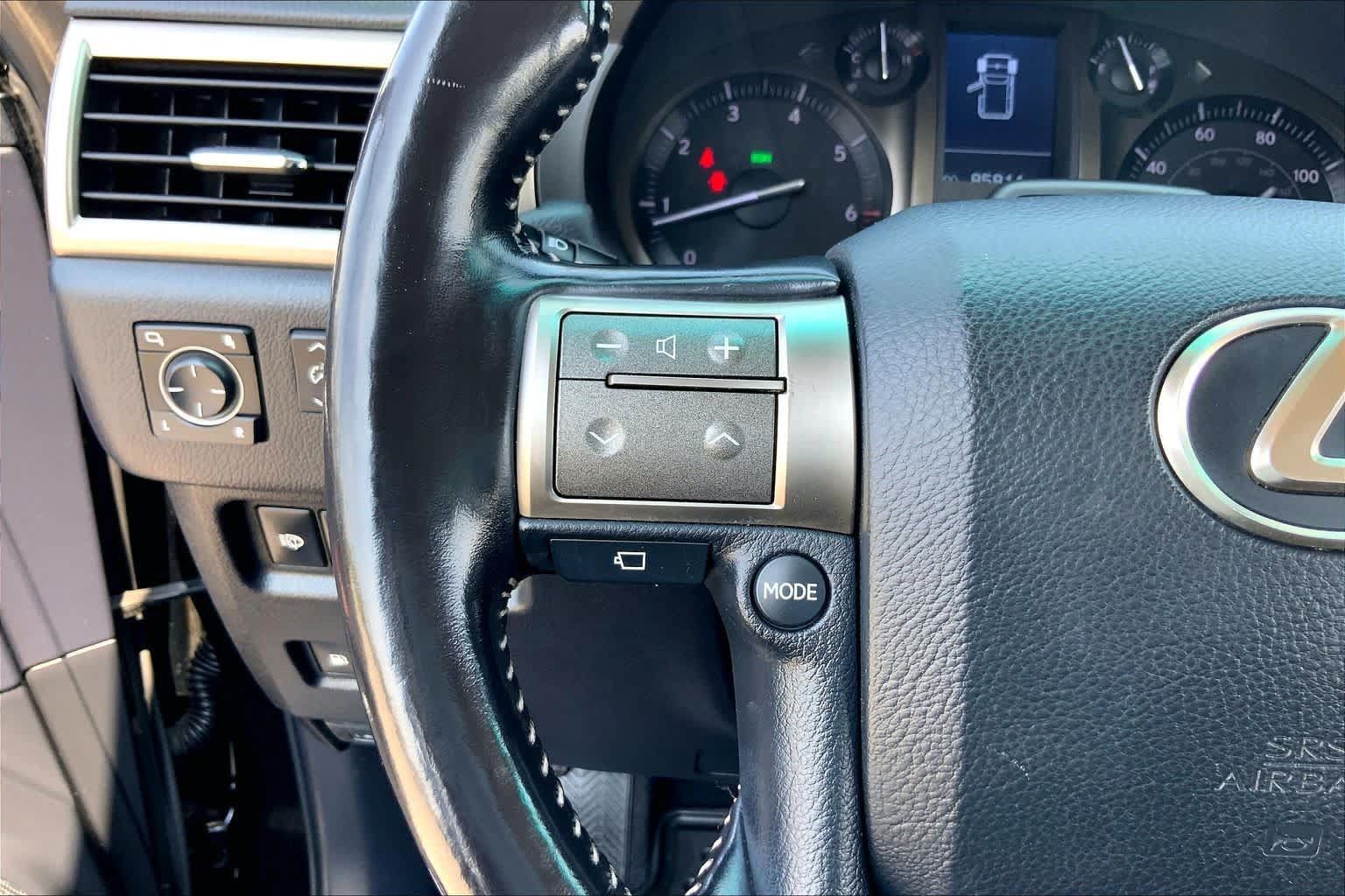 Used 2016 Lexus GX 460 Luxury AWD/4WD image 22