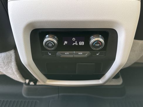 Certified 2024 GMC Acadia Denali image 24