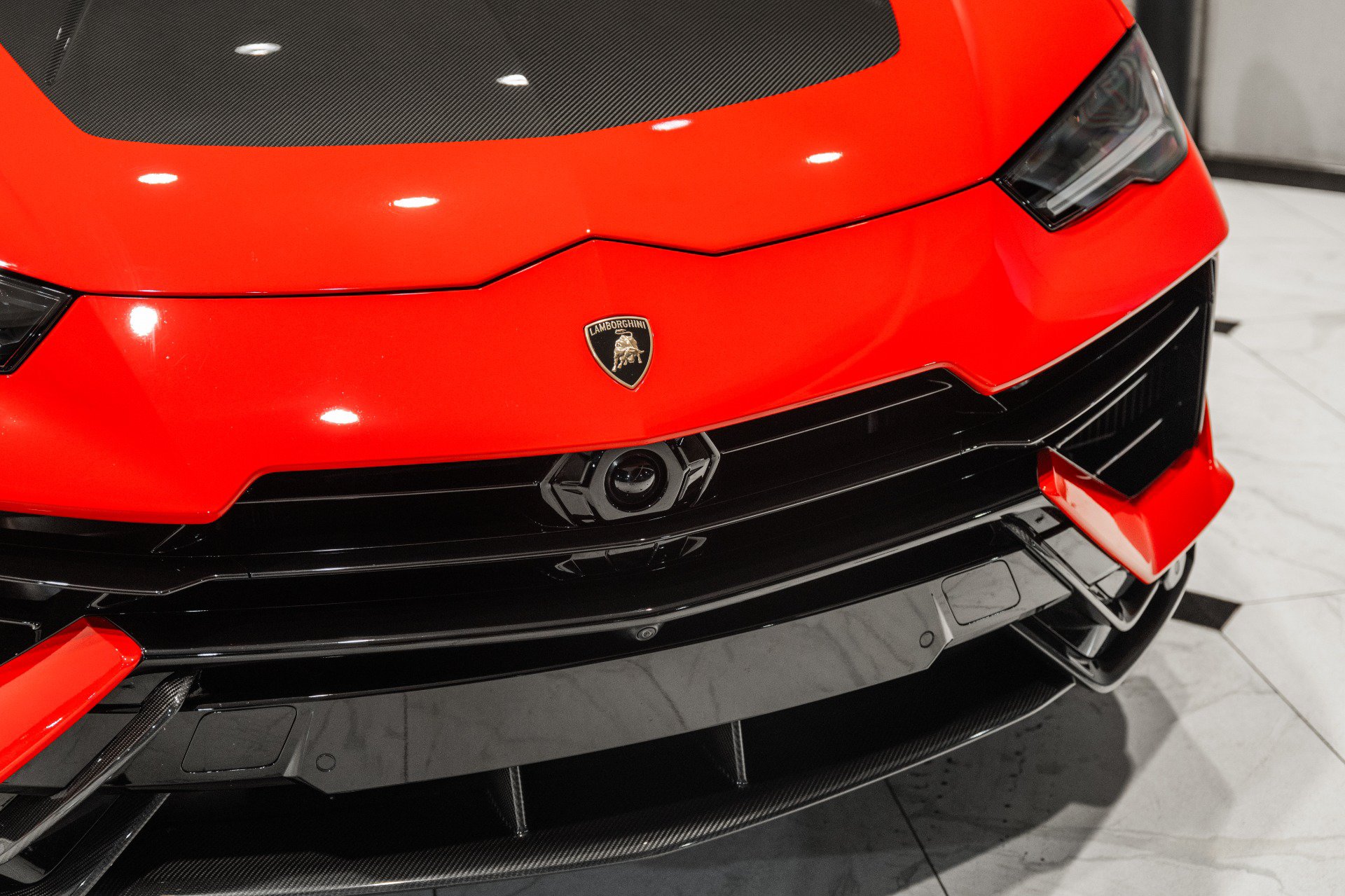 Used 2024 Lamborghini Urus Performante AWD/4WD image 11