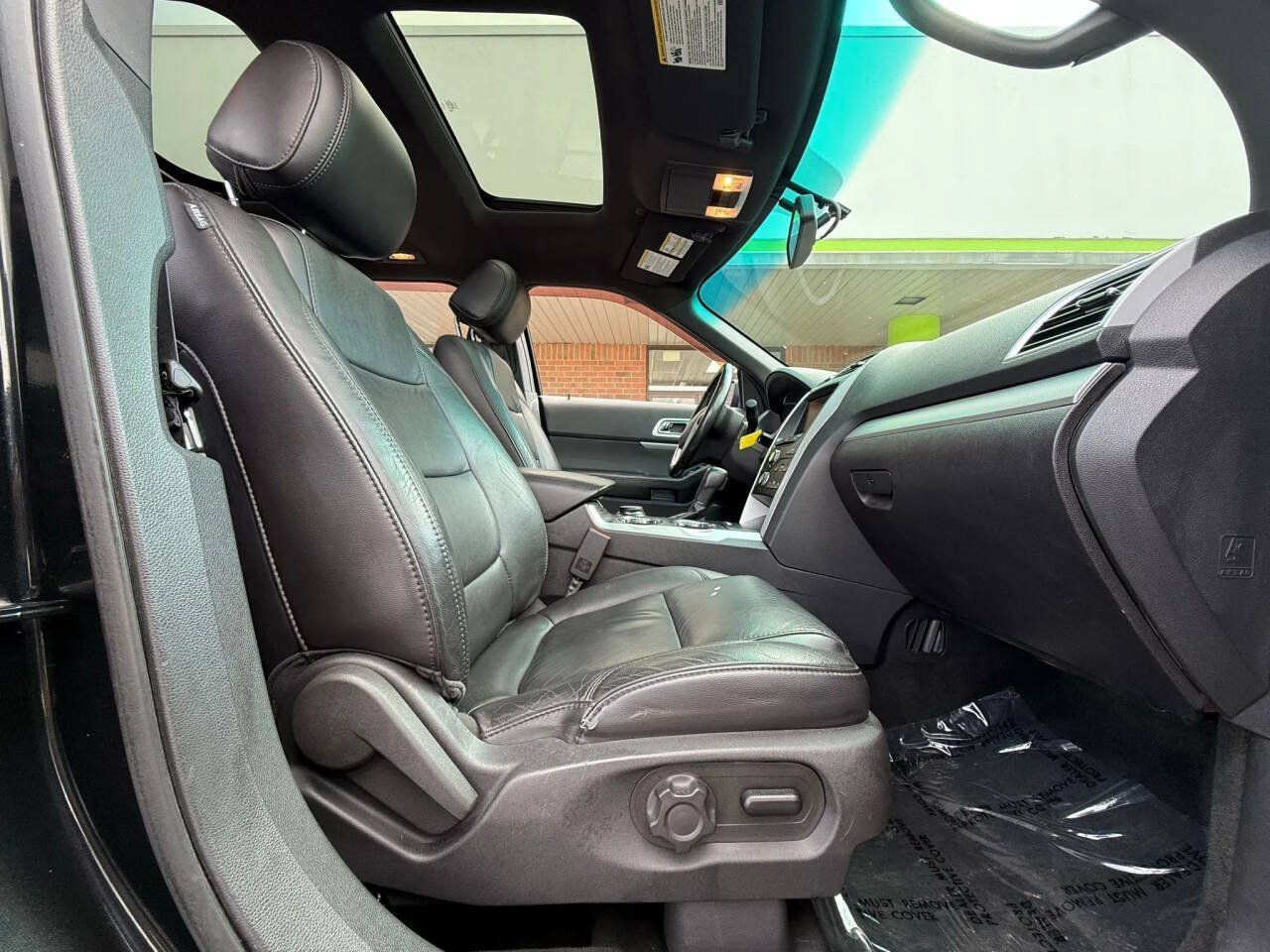 Used 2013 Ford Explorer XLT AWD/4WD image 12