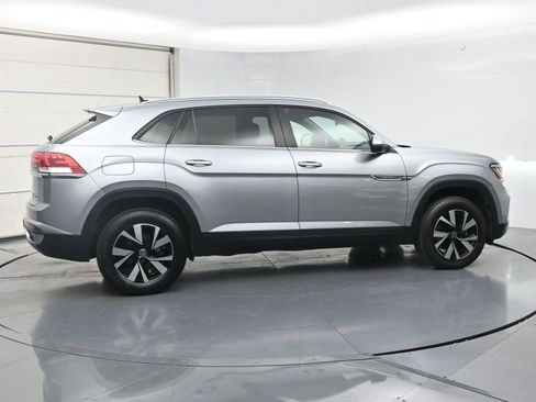 Used 2022 Volkswagen Atlas Cross Sport SE AWD/4WD image 26