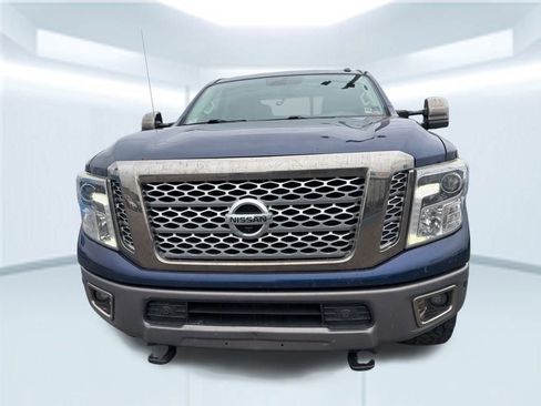 Used 2018 Nissan Titan Platinum Reserve w/ Platinum Utility Package image 4