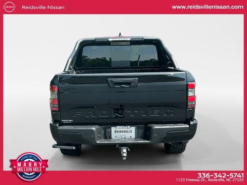 Used 2024 Nissan Frontier SV w/ Hardbody Edition AWD/4WD image 4