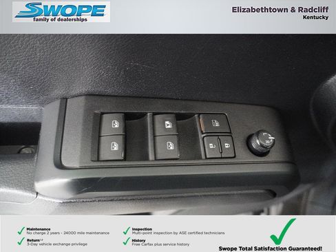 Used 2021 Toyota Tacoma SR image 14