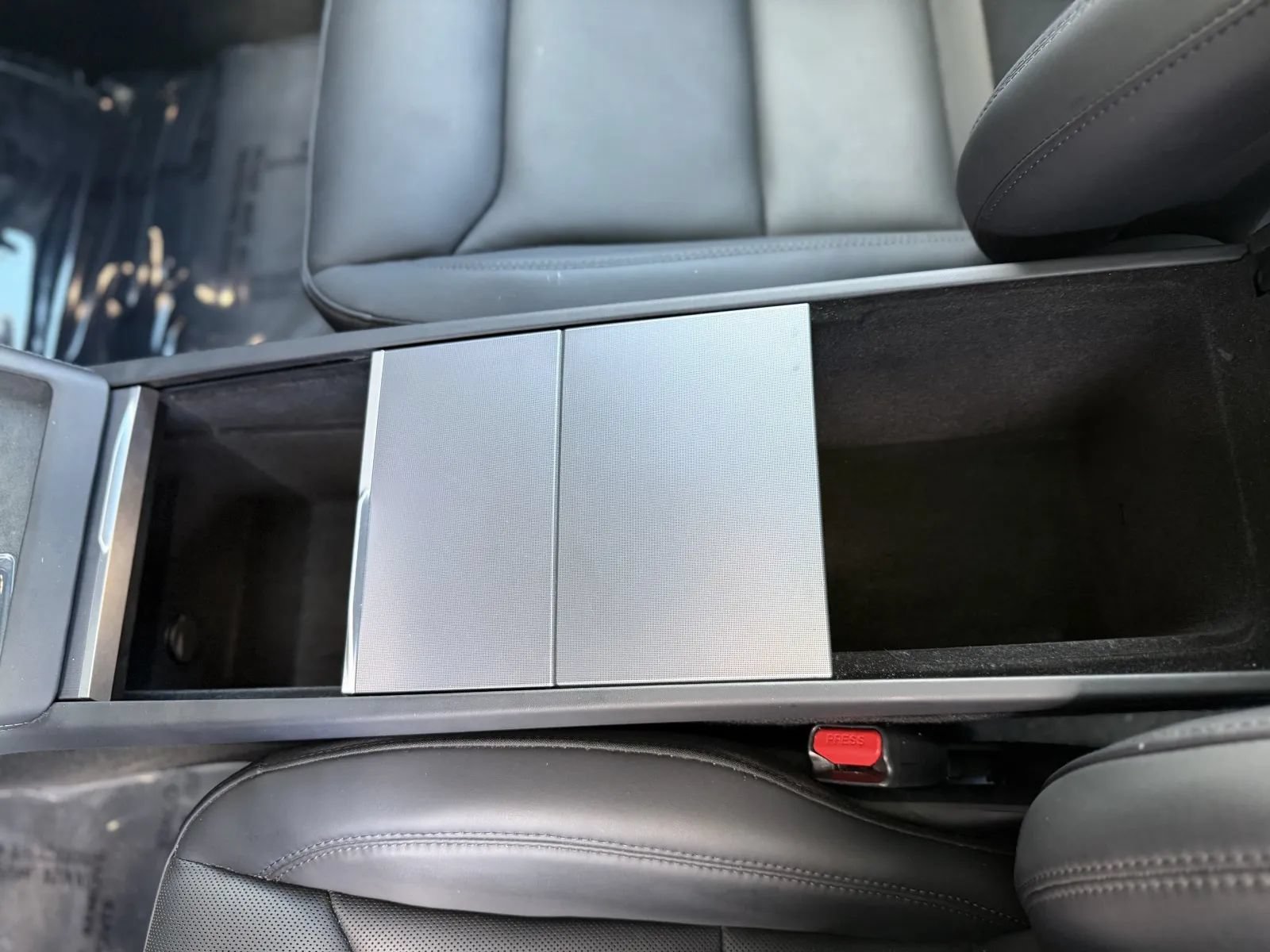 Used 2024 Tesla Model 3 Standard Range RWD image 33