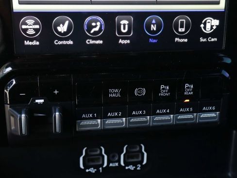 Used 2020 RAM 2500 Laramie w/ Night Edition AWD/4WD image 40