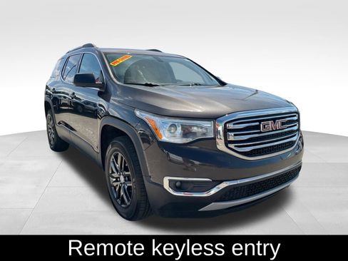 Used 2017 GMC Acadia SLT FWD image 3