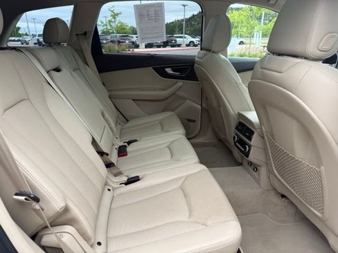 Used 2019 Audi Q7 3.0T Prestige w/ Prestige Package AWD/4WD image 5