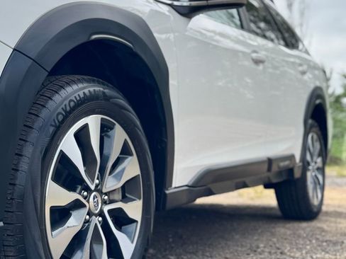 Certified 2023 Subaru Outback Limited AWD/4WD image 45