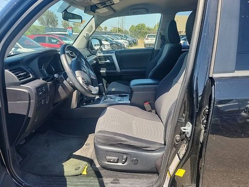 Used 2016 Toyota 4Runner SR5 RWD image 18