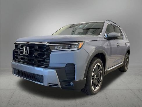 New 2026 Honda Pilot Touring image 1