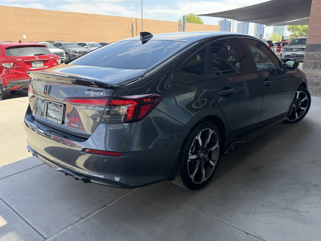 Used 2025 Honda Civic Sport Touring image 4