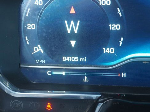 Used 2024 Chevrolet Silverado 2500 LT image 13