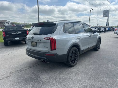 Used 2021 Kia Telluride EX w/ EX Premium Package AWD/4WD image 3