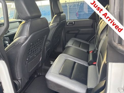 Used 2023 Ford Bronco Big Bend image 15