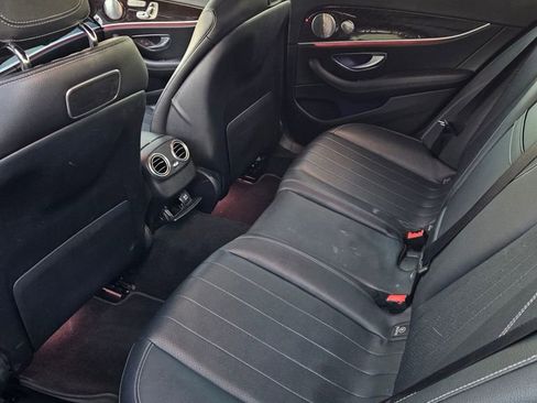 Used 2019 Mercedes-Benz E 300 image 21