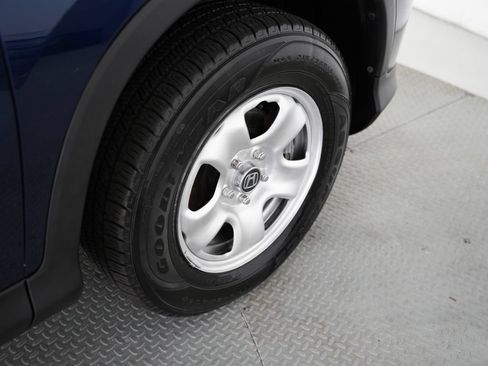 Used 2015 Honda CR-V LX image 50