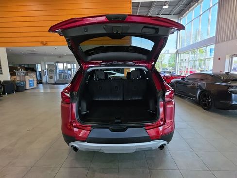 Used 2019 Chevrolet Blazer LT FWD image 10