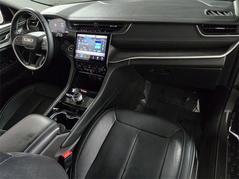 Used 2022 Jeep Grand Cherokee L Limited image 23