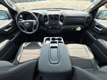 New 2025 Chevrolet Silverado 1500 Custom w/ Turbomax Blackout Package