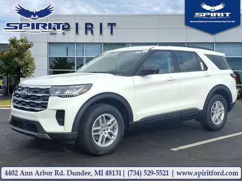 Used 2026 Ford Explorer Active AWD/4WD image 1