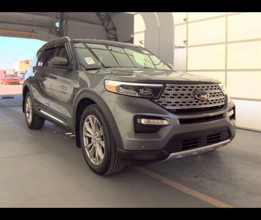 Used 2024 Ford Explorer Limited AWD/4WD image 1