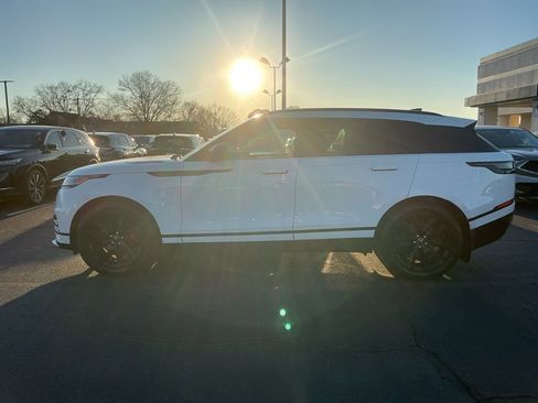 Used 2024 Land Rover Range Rover Velar Dynamic SE image 2