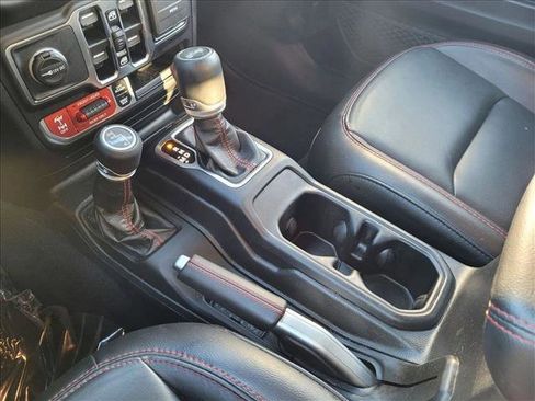 Used 2021 Jeep Wrangler Unlimited Rubicon image 12