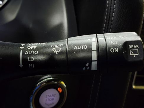 Used 2021 Nissan Armada Platinum w/ Captain's Chairs Package AWD/4WD image 18