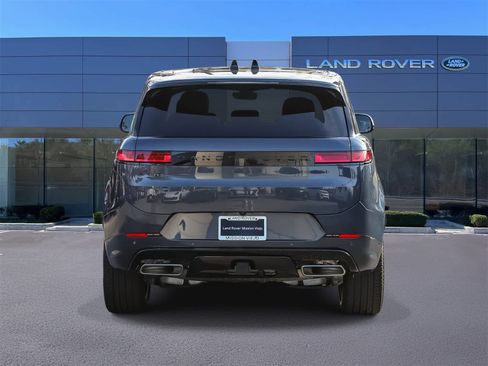 New 2026 Land Rover Range Rover Sport Dynamic SE image 7