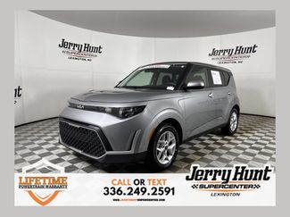 Used 2025 Kia Soul LX w/ LX Technology Package FWD video 1