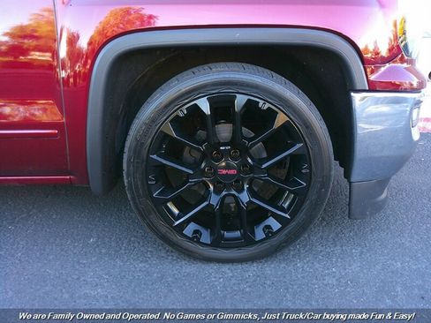 Used 2017 GMC Sierra 1500 SLE w/ SLE Value Package image 45