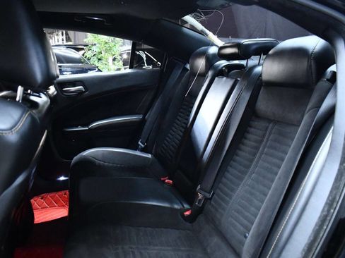Used 2017 Dodge Charger R/T image 30