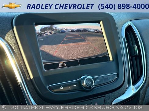 Certified 2024 Chevrolet Equinox LT w/ LPO, Floor Liner Package image 18