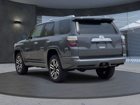 Used 2024 Toyota 4Runner Limited AWD/4WD image 3