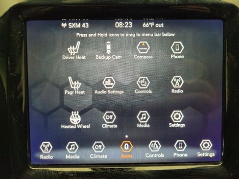 Used 2019 Jeep Cherokee Limited image 25