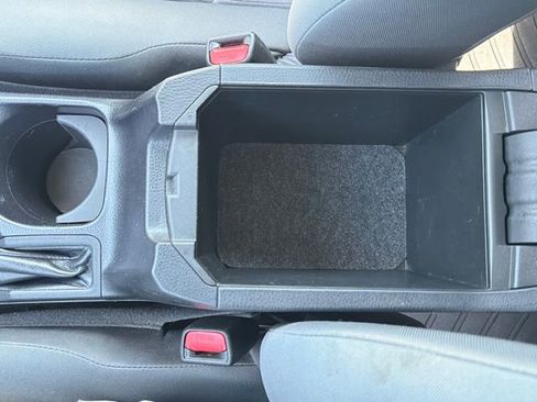 Used 2015 Toyota RAV4 LE AWD/4WD image 23