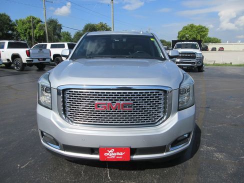 Used 2015 GMC Yukon Denali AWD/4WD image 13