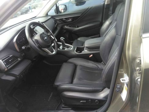 Used 2024 Subaru Outback Limited AWD/4WD image 2