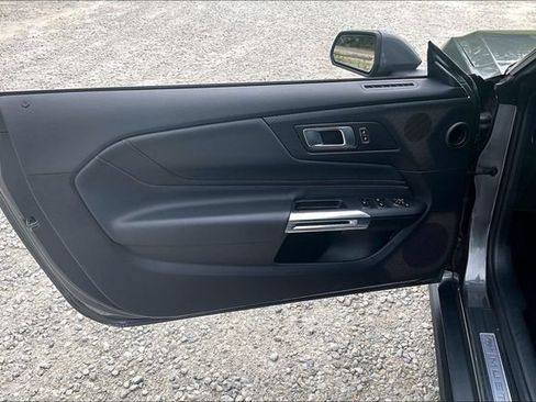 Used 2025 Ford Mustang Premium RWD image 21