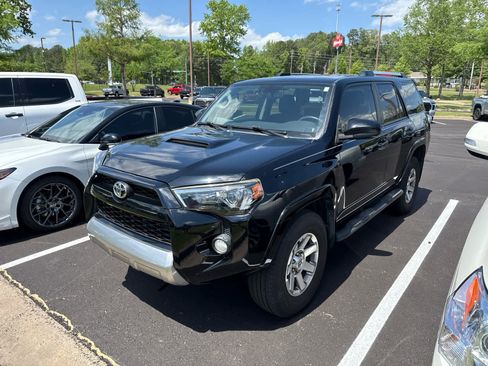 Used 2015 Toyota 4Runner Trail image 6