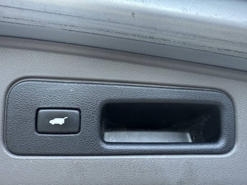 Used 2013 Honda Odyssey Touring image 28