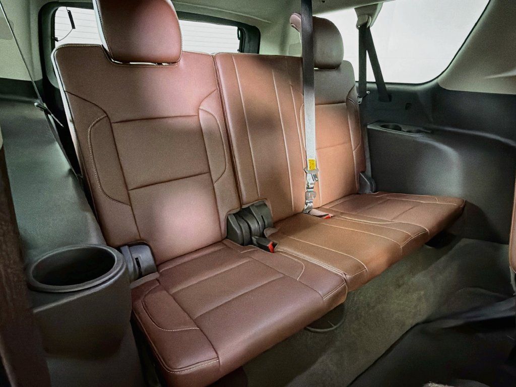 Used 2017 Chevrolet Suburban Premier AWD/4WD image 26