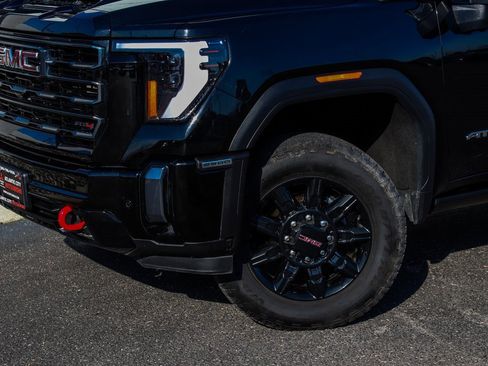 Used 2024 GMC Sierra 2500 AT4 w/ Technology Package image 46