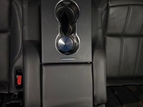 Used 2020 Land Rover Range Rover Sport HSE image 18