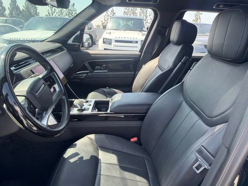 Used 2023 Land Rover Range Rover Long Wheelbase SE AWD/4WD image 6