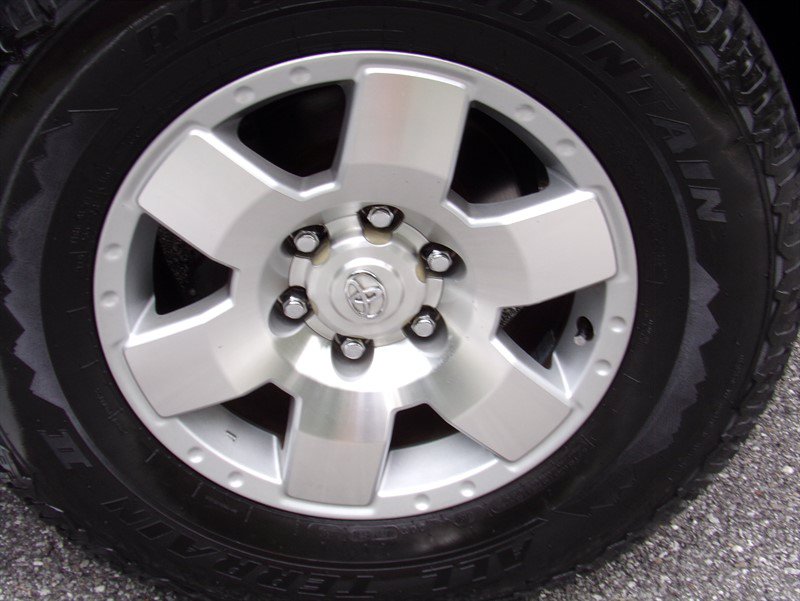 Used 2007 Toyota FJ Cruiser 4WD w/ Upgrade Pkg 2 image 14