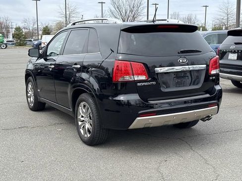 Used 2013 Kia Sorento SX w/ SX Premium Pkg image 4